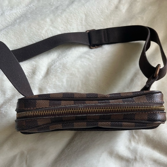 Louis Vuitton Damier Ebene Brooklyn Bum Bag Brown - Picture 16 of 16